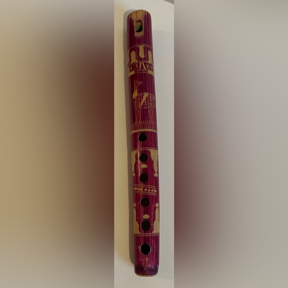 Vintage Hand carved 10” Bolivian Flute - Picture 3 of 9